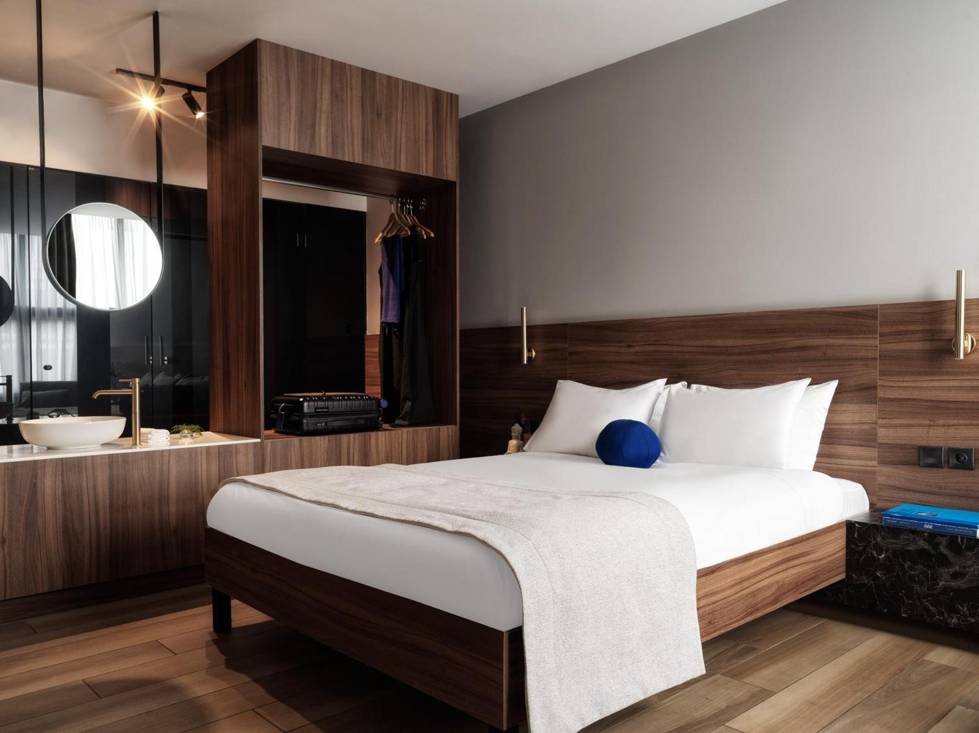 The Newel Acropolis Aparthotel Athena Bagian luar foto
