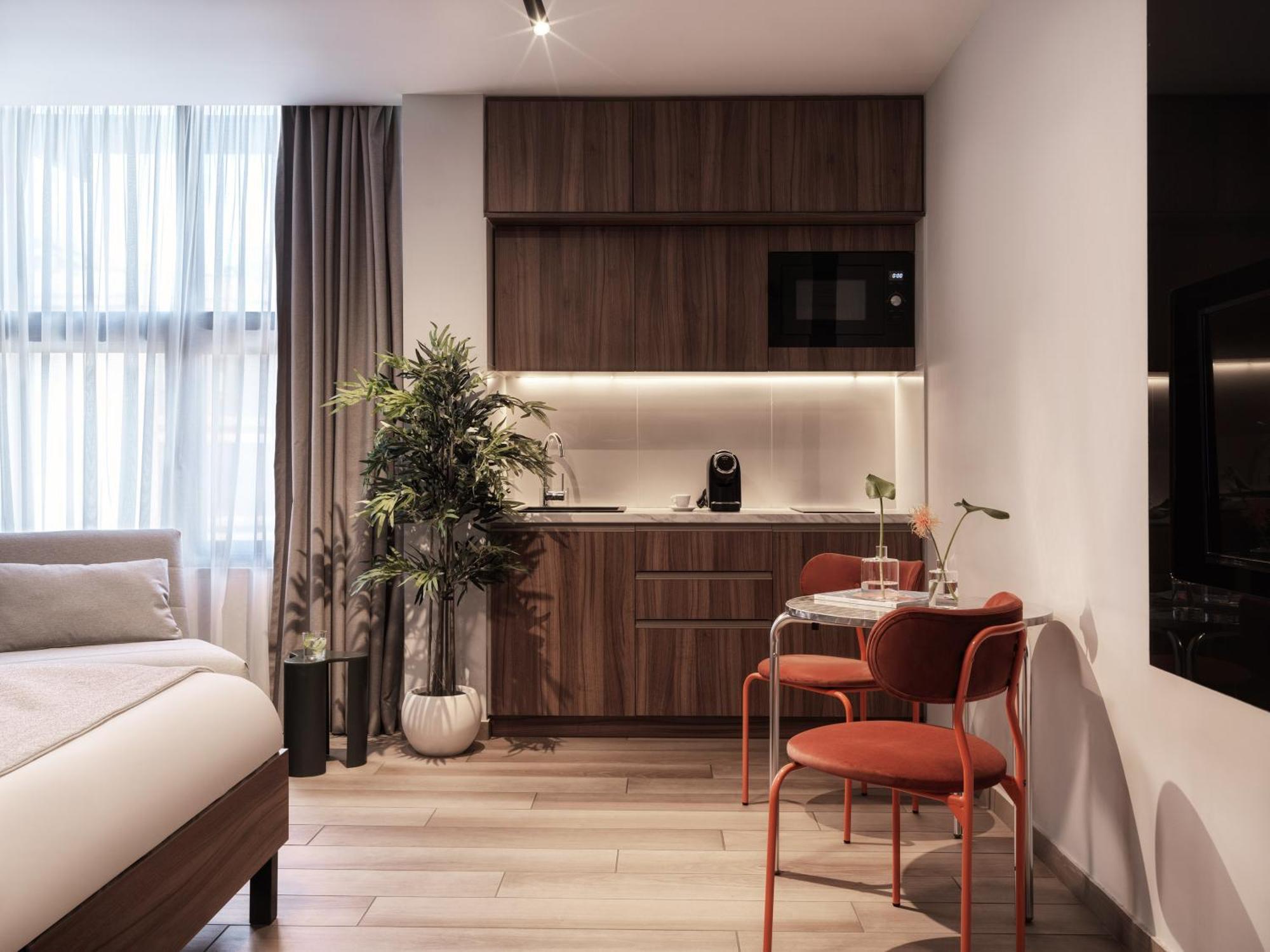 The Newel Acropolis Aparthotel Athena Bagian luar foto